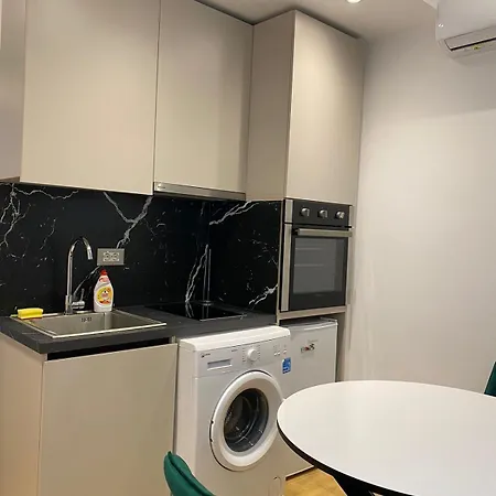 Apartment Main 3