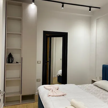 Apartment Main 3 *