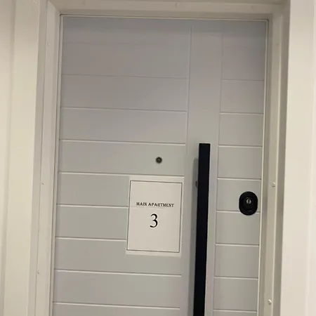 Apartment Main 3 *