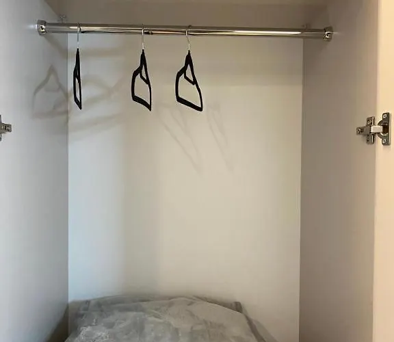 Main 4 Apartment *